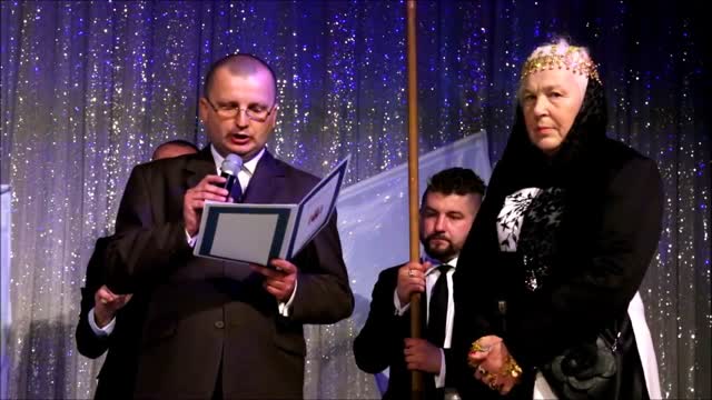 Elzbieta Maria Ksiezna Tarkowska - Chatila nadaje tytuły arystokratyczne 25.06.