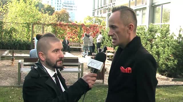 Backstage sesji fotograficznej Daniela Olbrychskiego dla Moda & Styl 2014