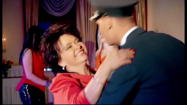 Bernadeta Kowalska i Przyjaciele - Tańczyć chcę014