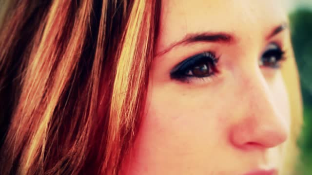 ODLEGŁOŚĆ DZIELI NAS